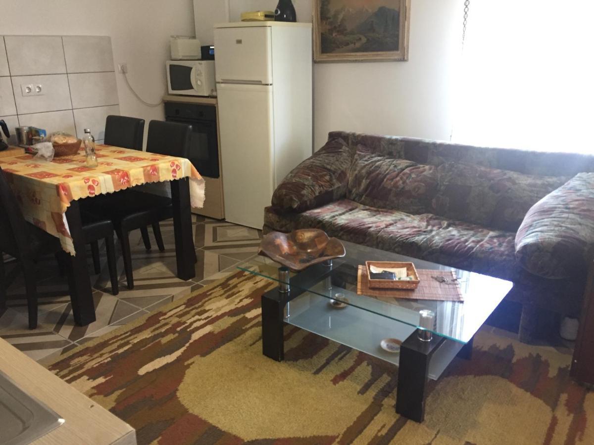 Вілла Casa Rustica Cu Terasa Медіаш Екстер'єр фото